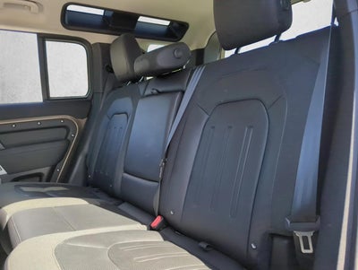 2020 Land Rover Defender 110 SE AWD