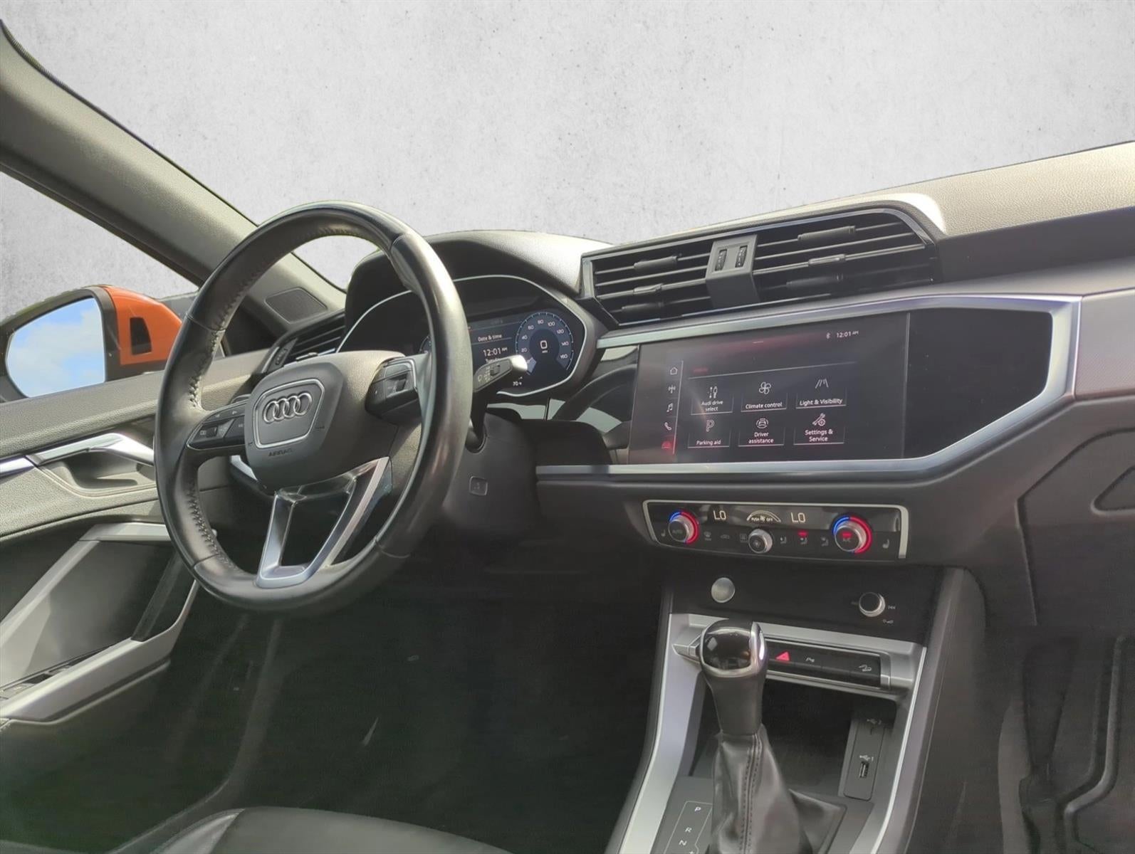 2020 Audi Q3 S line Premium Plus 45 TFSI quattro