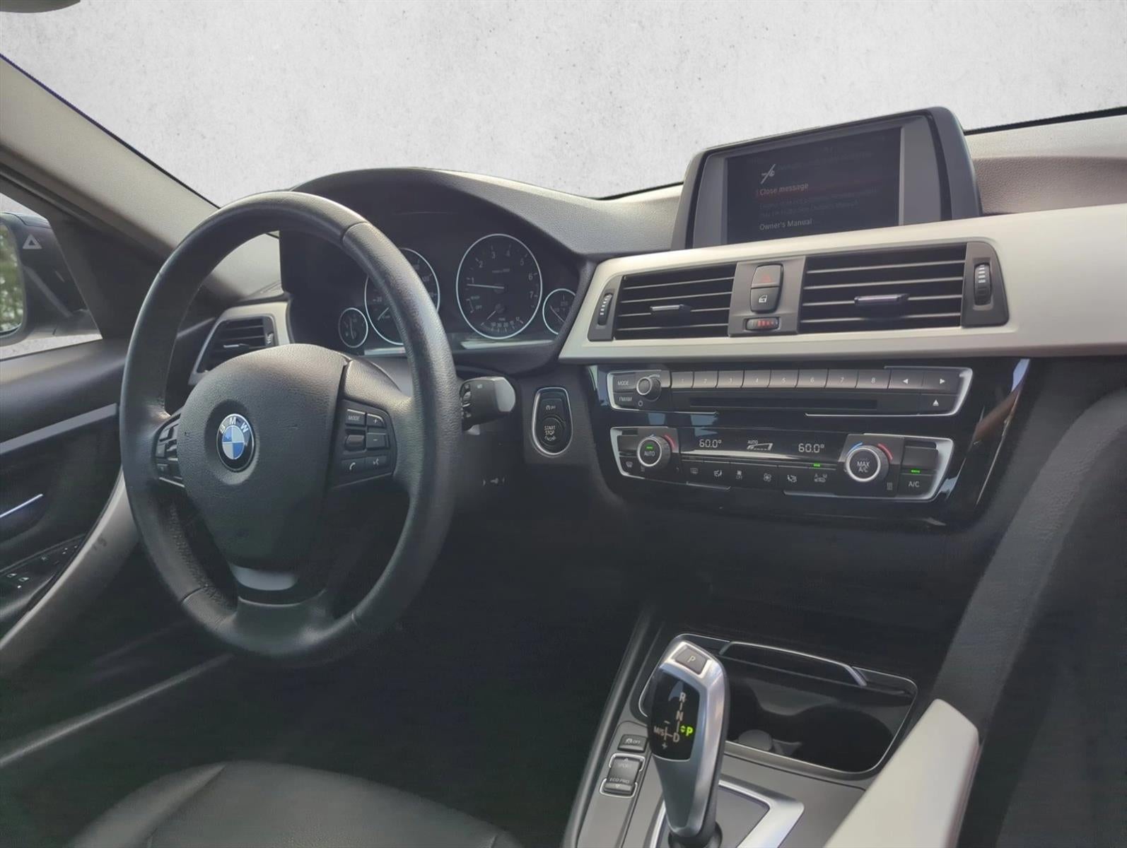 2018 BMW 320i Sedan