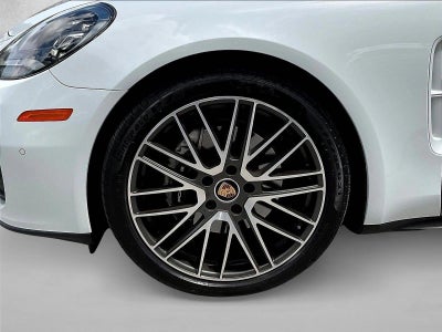 2023 Porsche Panamera RWD