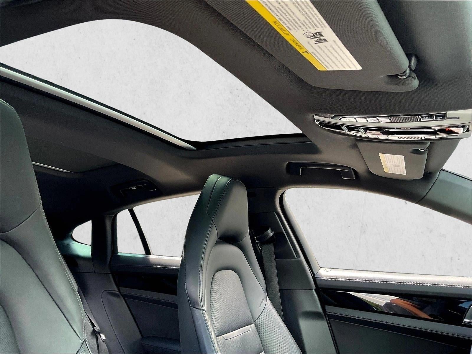 2023 Porsche Panamera RWD