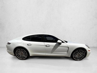 2023 Porsche Panamera RWD