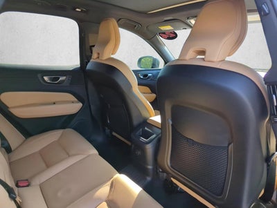 2024 Volvo XC60 Recharge Plug-In Hybrid T8 eAWD PHEV Ultimate Dark Theme