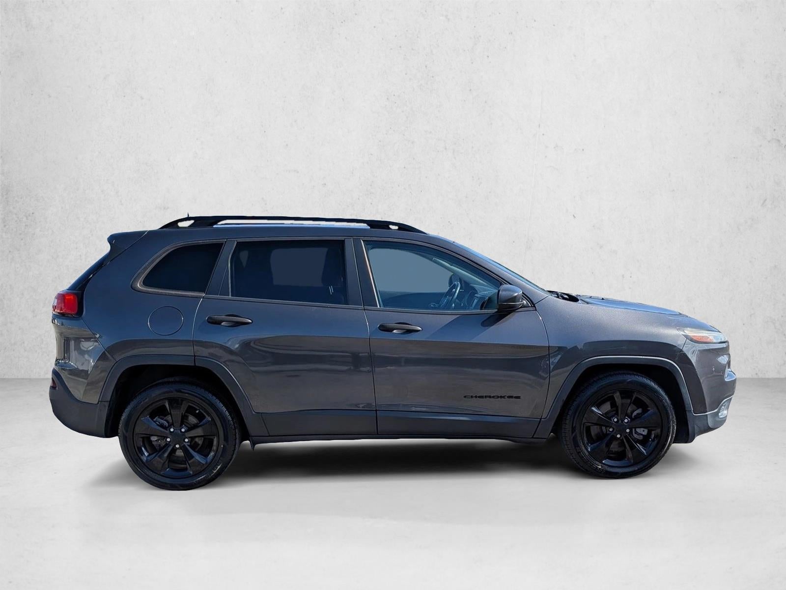 2017 Jeep Cherokee Altitude FWD *Ltd Avail*