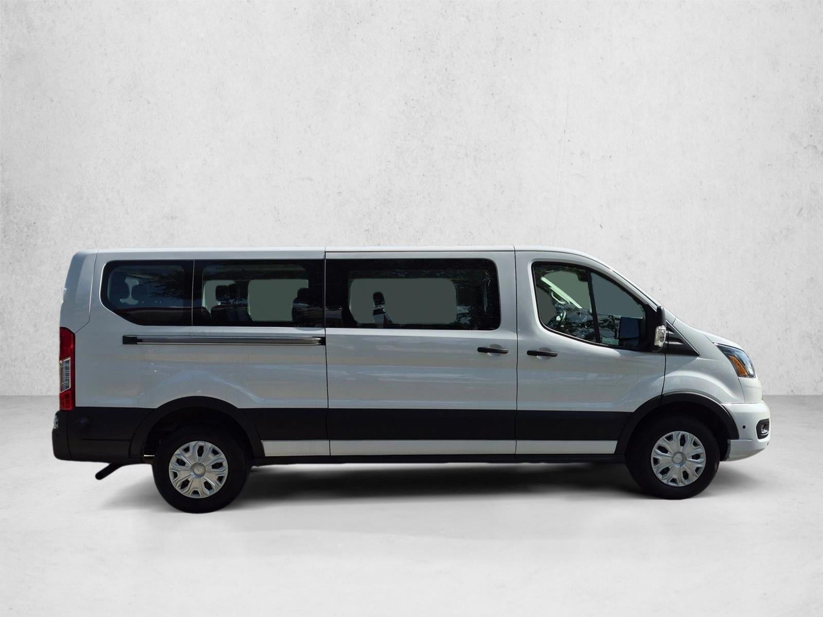 2024 Ford Transit Passenger Wagon T-350 148" Low Roof XLT RWD