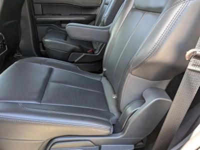 2023 Ford Expedition XLT 4x2