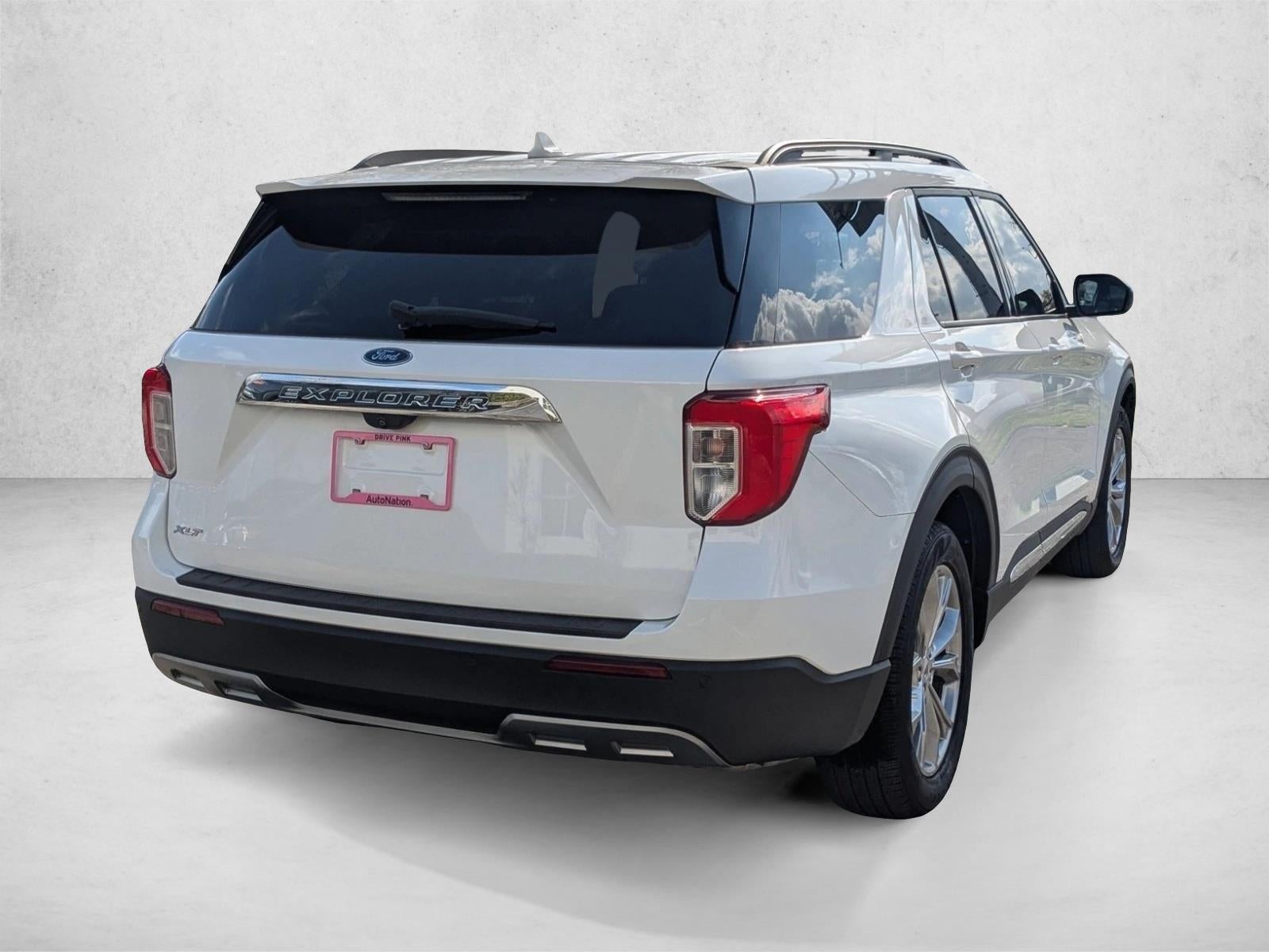 2022 Ford Explorer XLT RWD