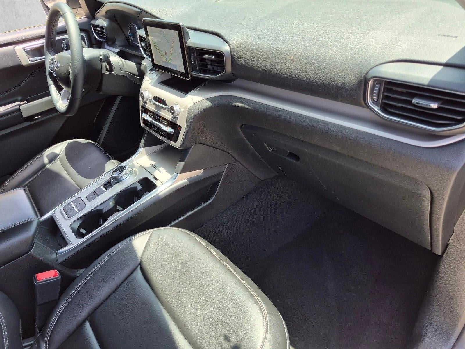 2023 Ford Explorer XLT RWD