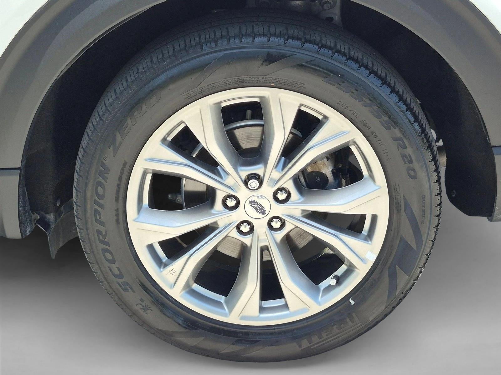 2023 Ford Explorer XLT RWD