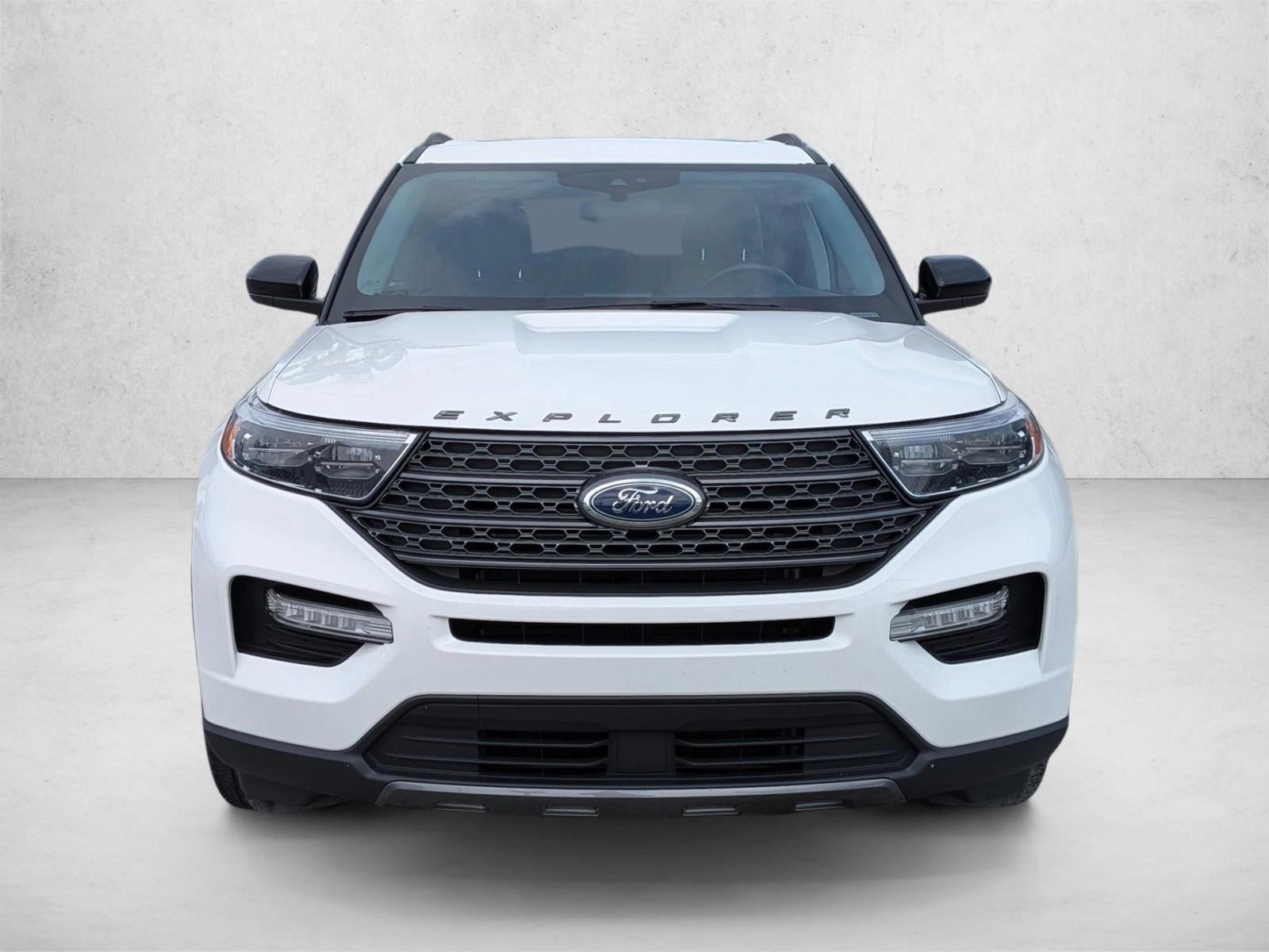 2023 Ford Explorer XLT RWD