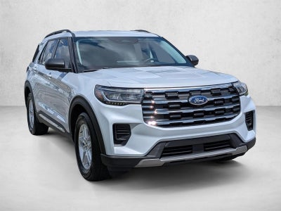 2025 Ford Explorer Active RWD