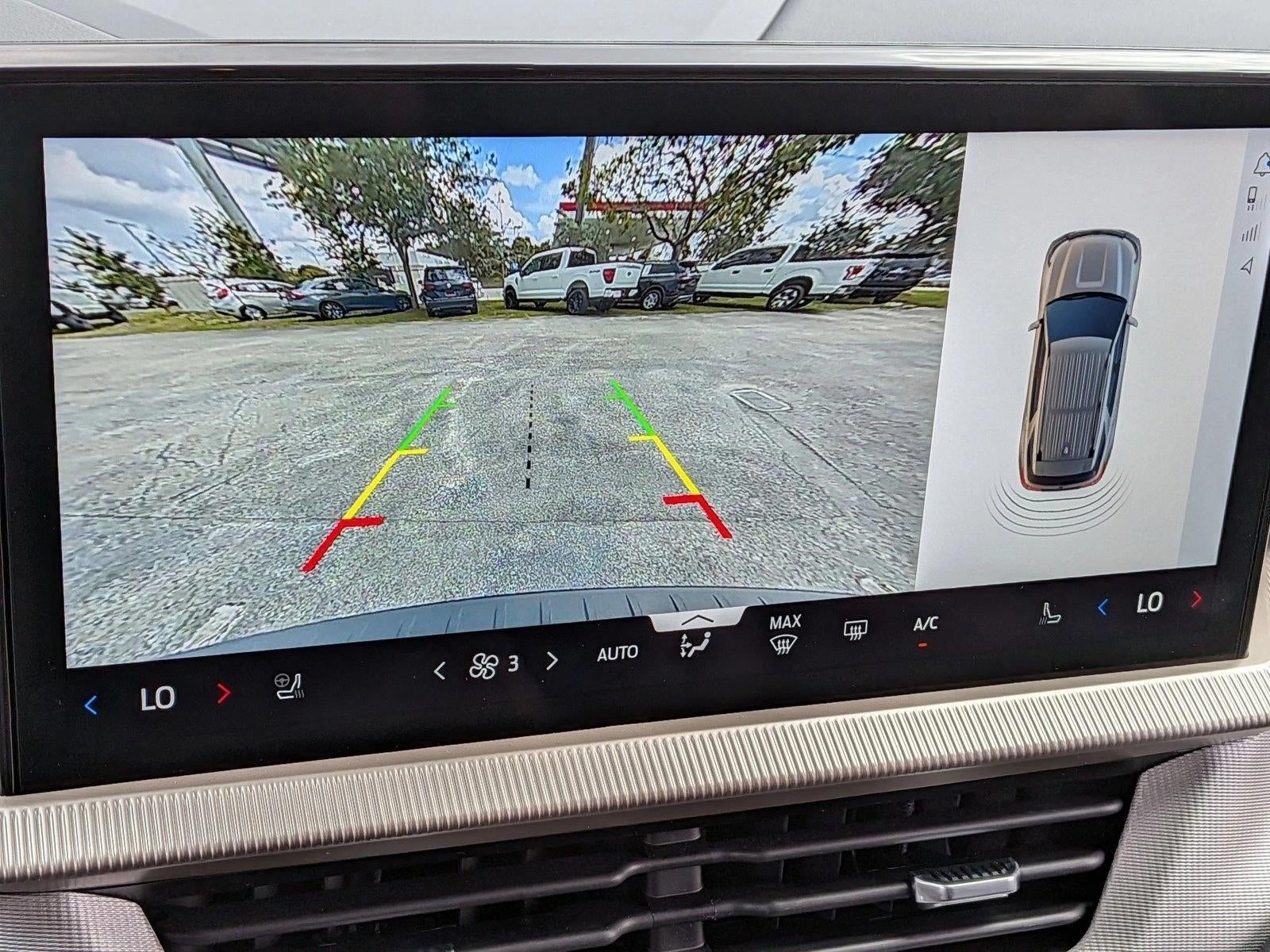 2026 Ford Explorer Active w/200A Pkg RWD