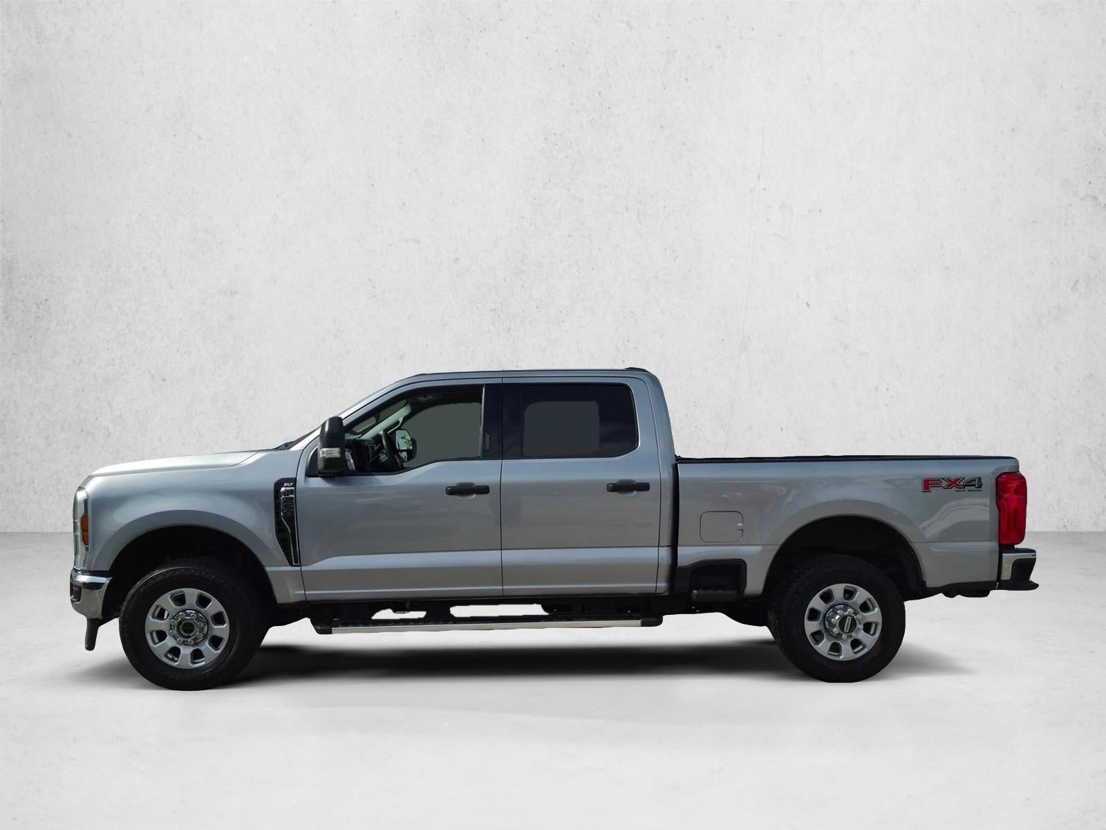 2024 Ford Super Duty F-250 SRW XLT 4WD Crew Cab 6.75' Box