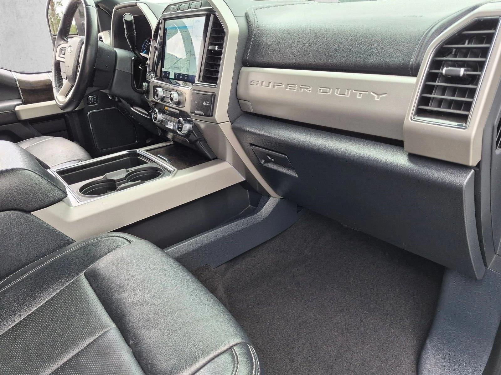 2022 Ford Super Duty F-250 SRW LARIAT 4WD Crew Cab 6.75' Box