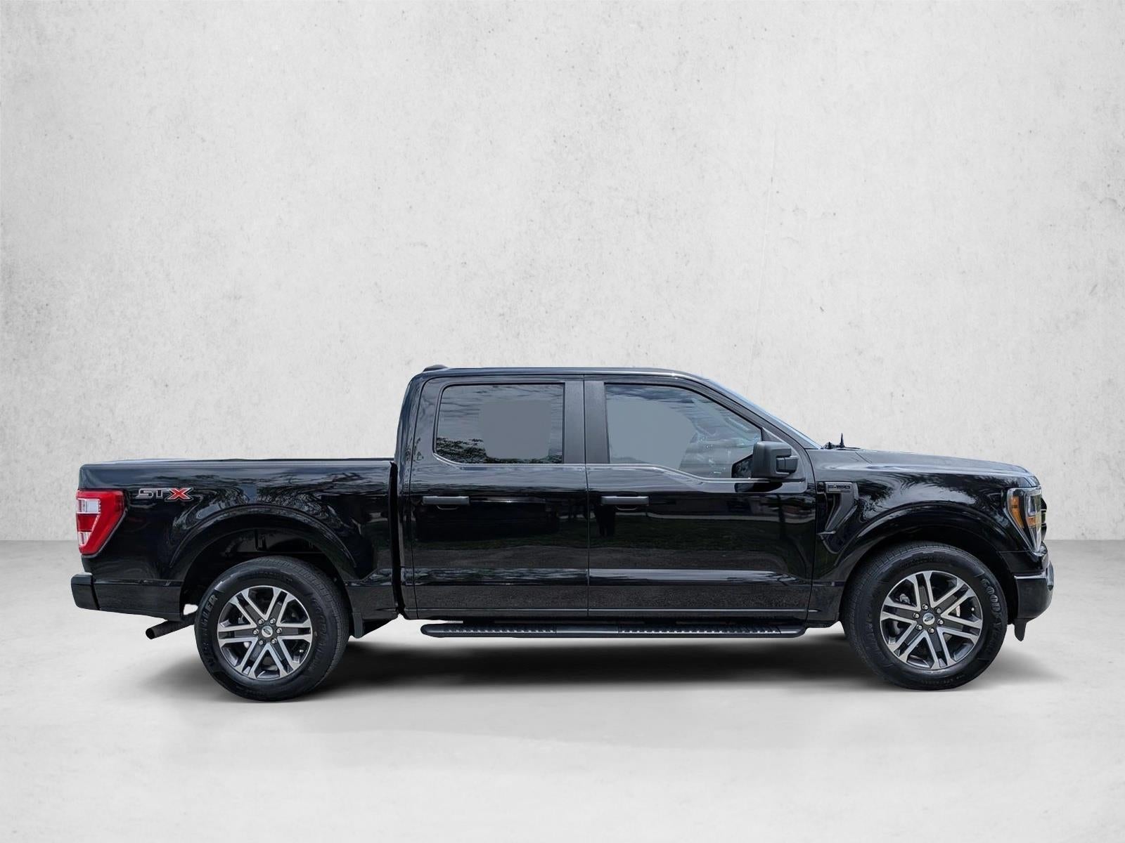 2023 Ford F-150 XL 2WD SuperCrew 5.5' Box