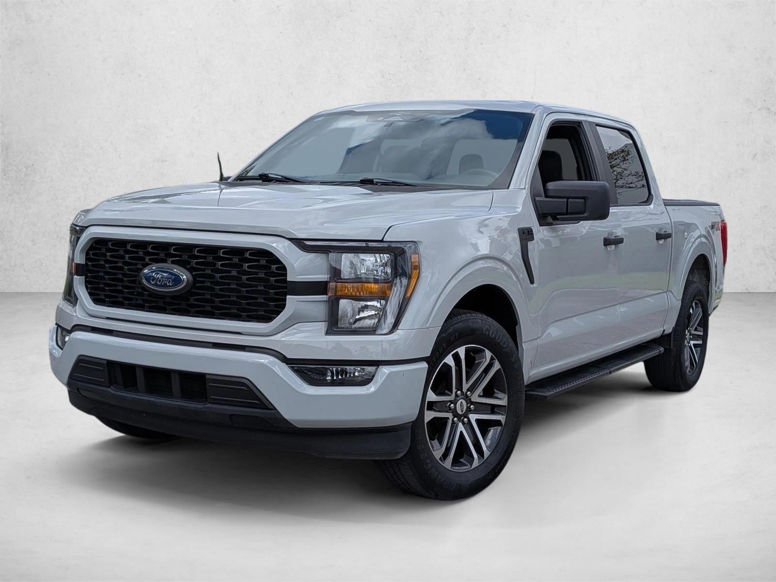 2023 Ford F-150 XL 2WD SuperCrew 5.5' Box
