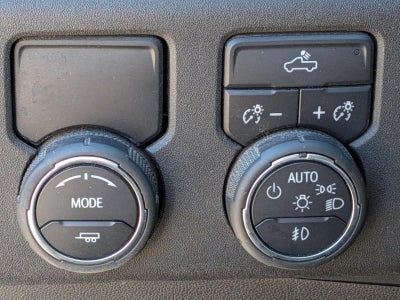 2022 Chevrolet Silverado 1500 Crew Cab Short Box 2-Wheel Drive RST