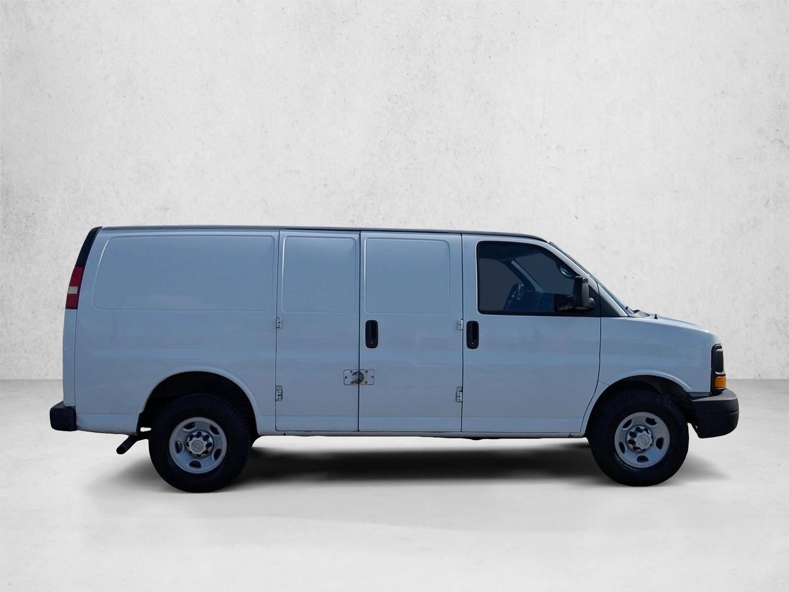2015 Chevrolet Express Cargo Van 2500 Regular Wheelbase Rear-Wheel Drive
