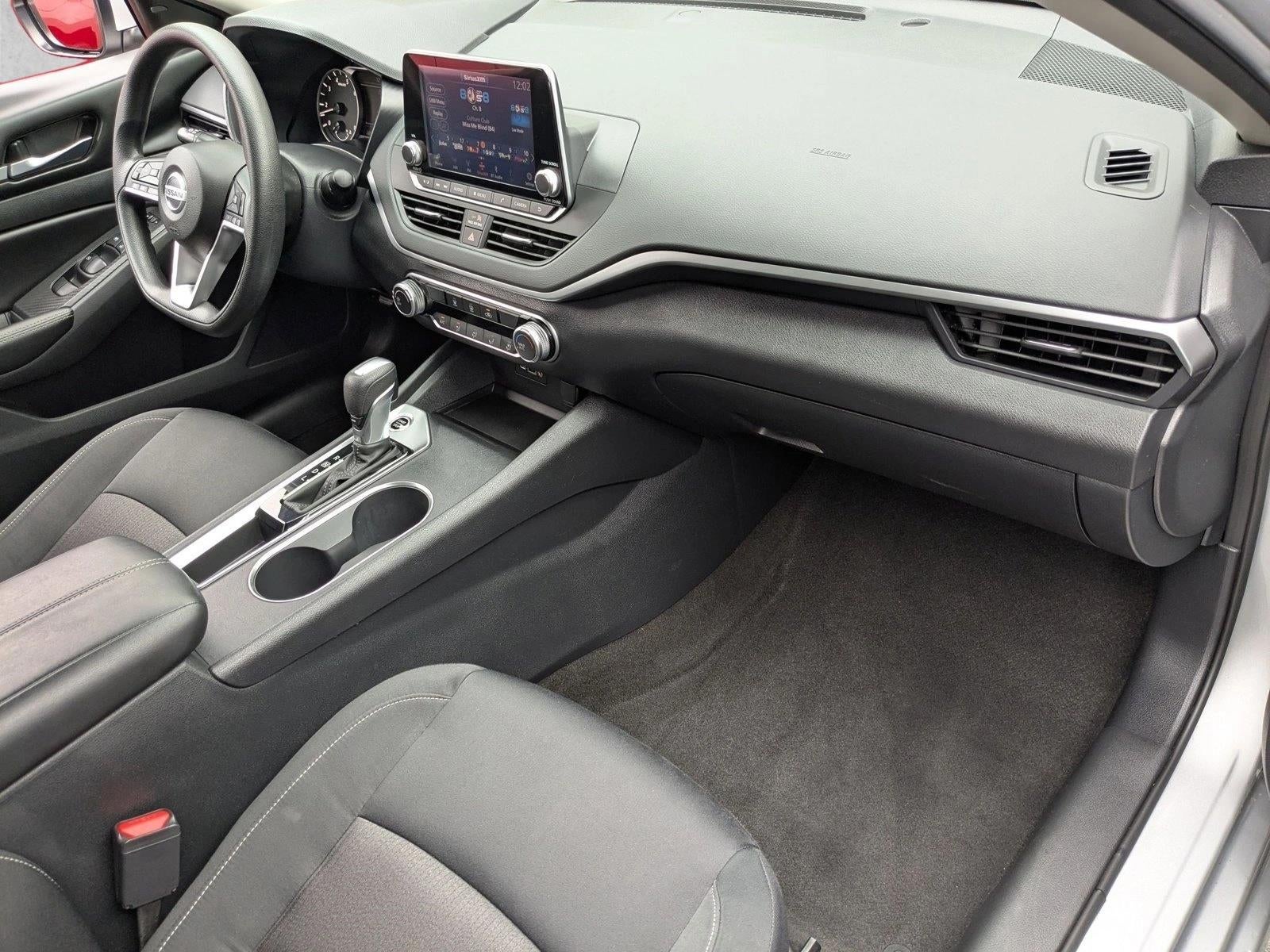 2022 Nissan Altima 2.5 SV Sedan