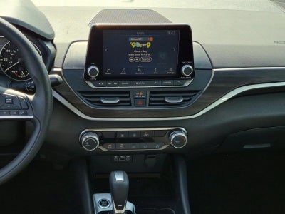 2024 Nissan Altima 2.5 SV Sedan