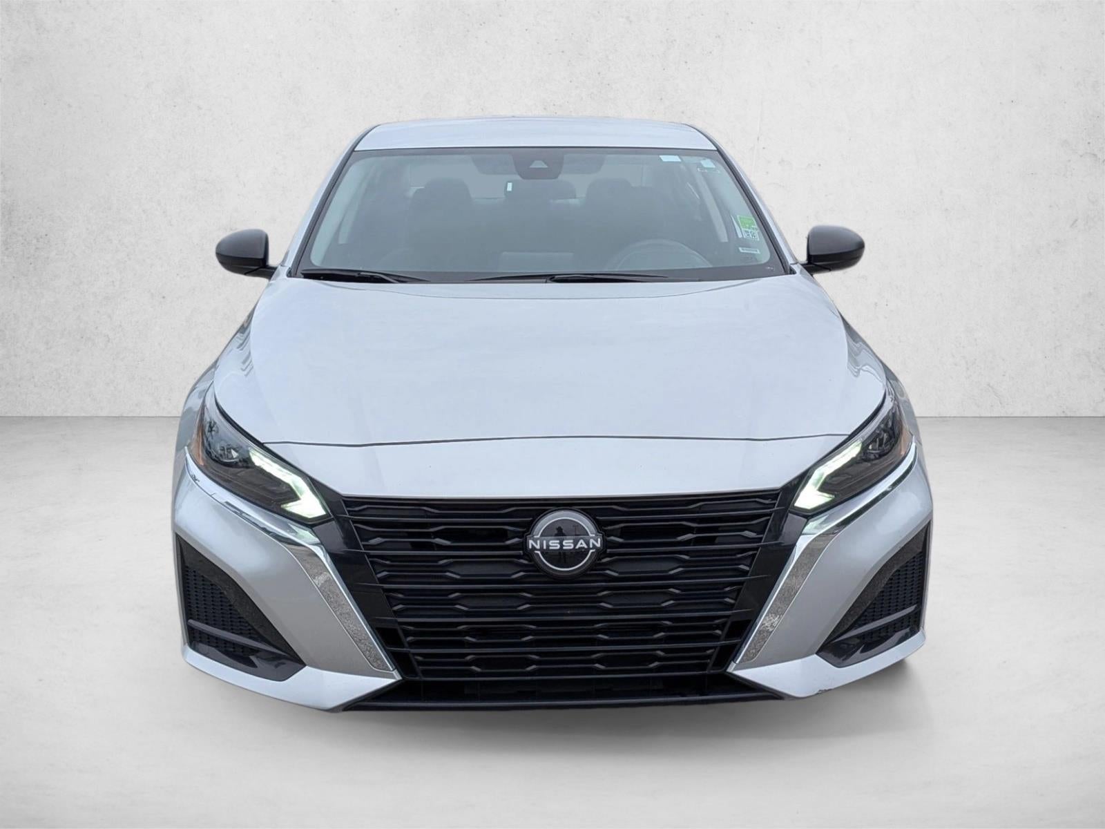 2024 Nissan Altima 2.5 SV Sedan