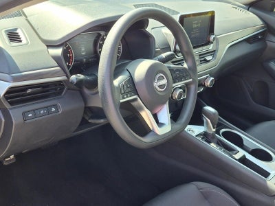 2024 Nissan Altima 2.5 SV Sedan