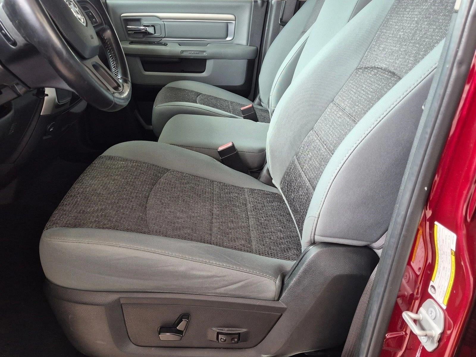 2018 RAM 2500 Big Horn 4x4 Crew Cab 6'4" Box