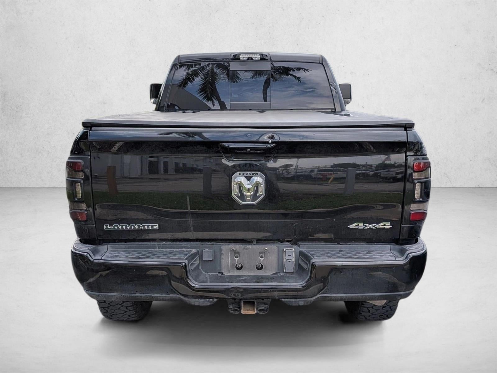 2022 RAM 2500 Laramie 4x4 Mega Cab 6'4" Box