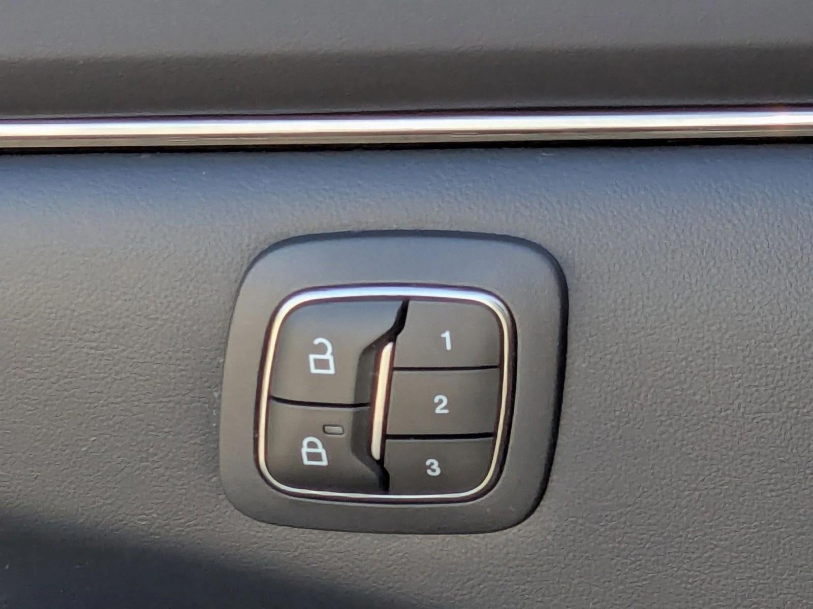 2022 Ford Mustang Mach-E Premium RWD