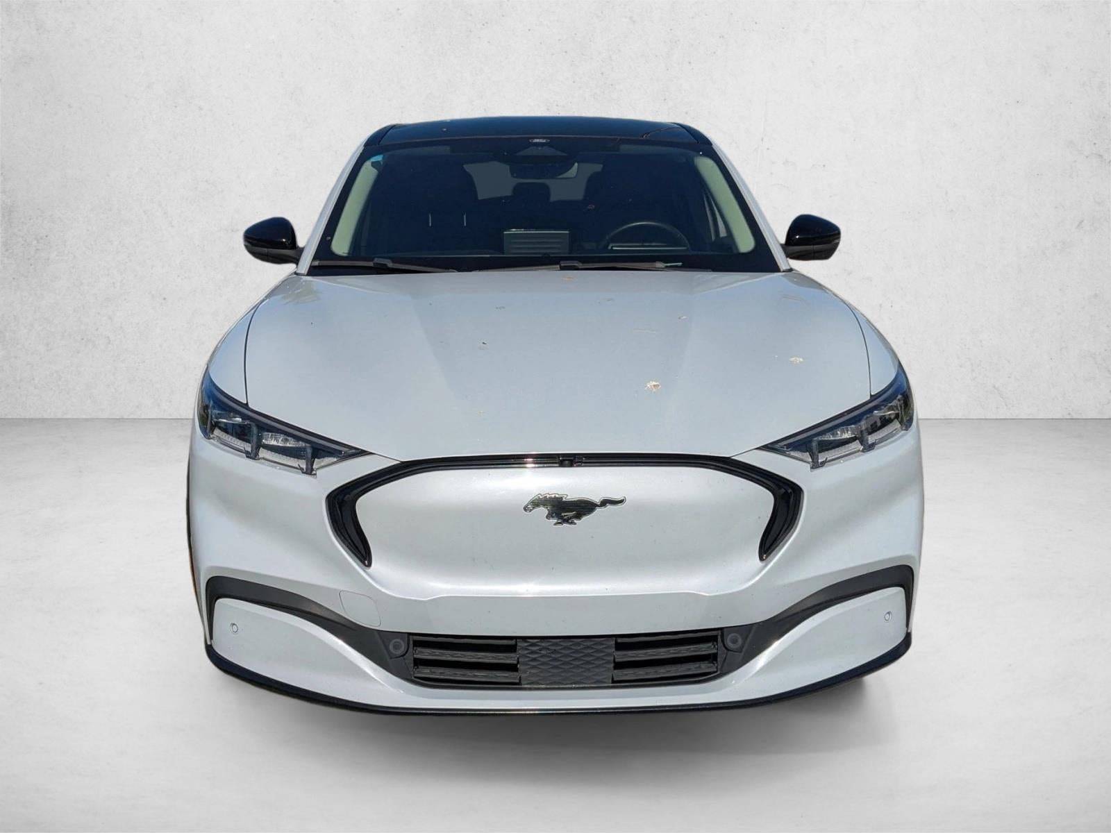 2022 Ford Mustang Mach-E Premium RWD