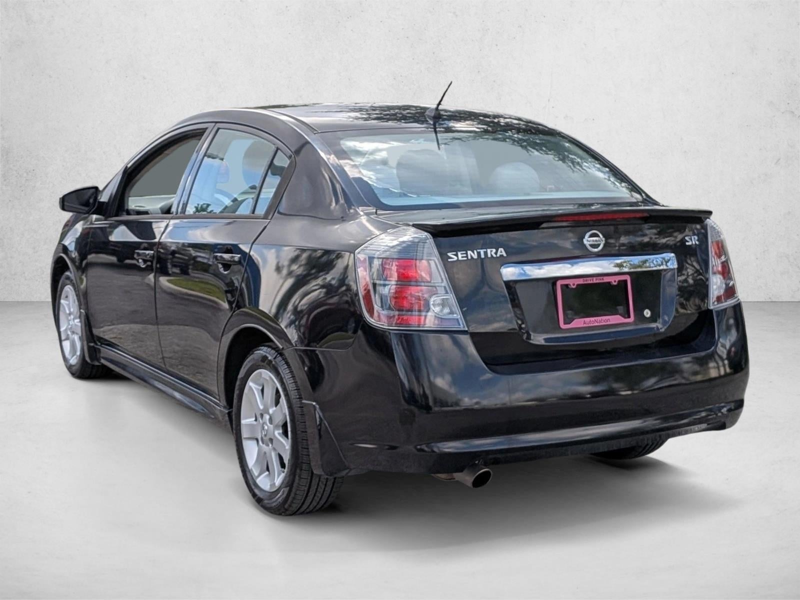 2011 Nissan Sentra 4dr Sdn I4 CVT 2.0 SR