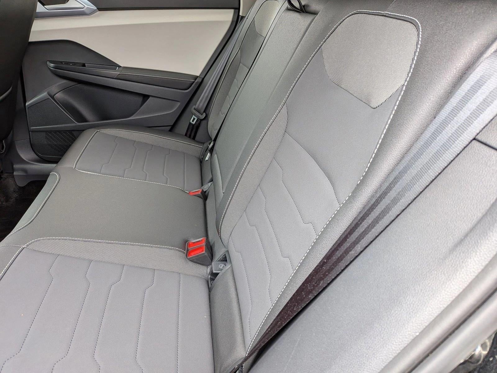 2025 Volkswagen Taos SE FWD