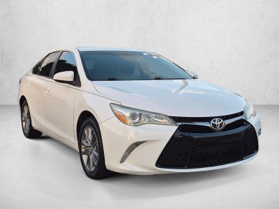2015 Toyota Camry 4dr Sdn I4 Auto SE (SE)