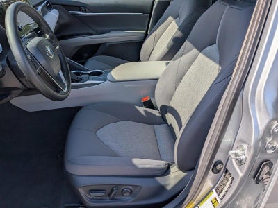 2023 Toyota Camry LE Auto (SE)