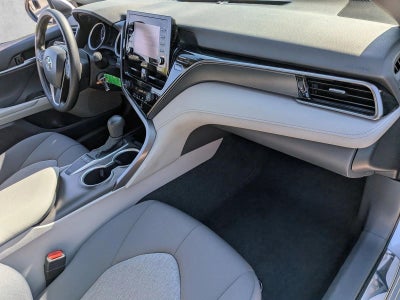 2023 Toyota Camry LE Auto (SE)