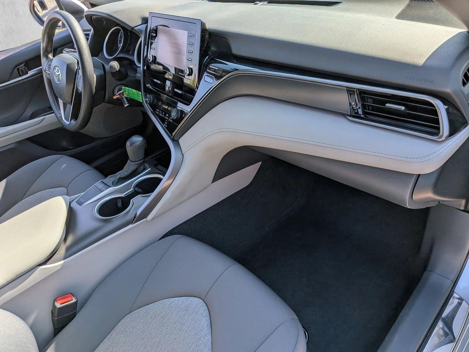 2023 Toyota Camry LE Auto (SE)