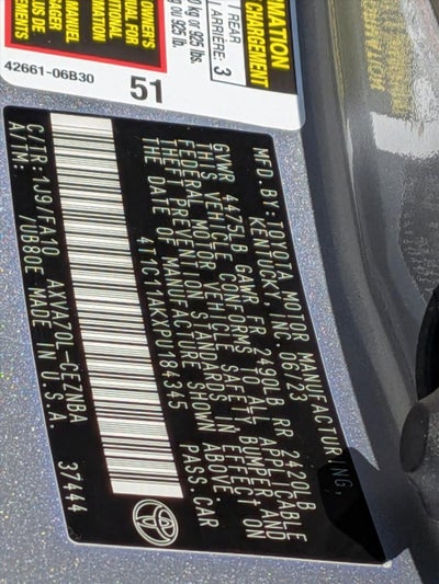 2023 Toyota Camry LE Auto (SE)