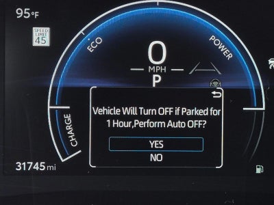 2025 Toyota Camry SE (Natl)