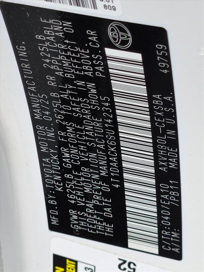 2025 Toyota Camry SE (Natl)