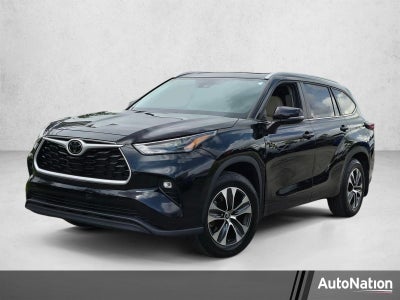 2024 Toyota Highlander XLE FWD (Natl)