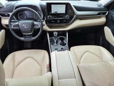 2024 Toyota Highlander XLE FWD (Natl)