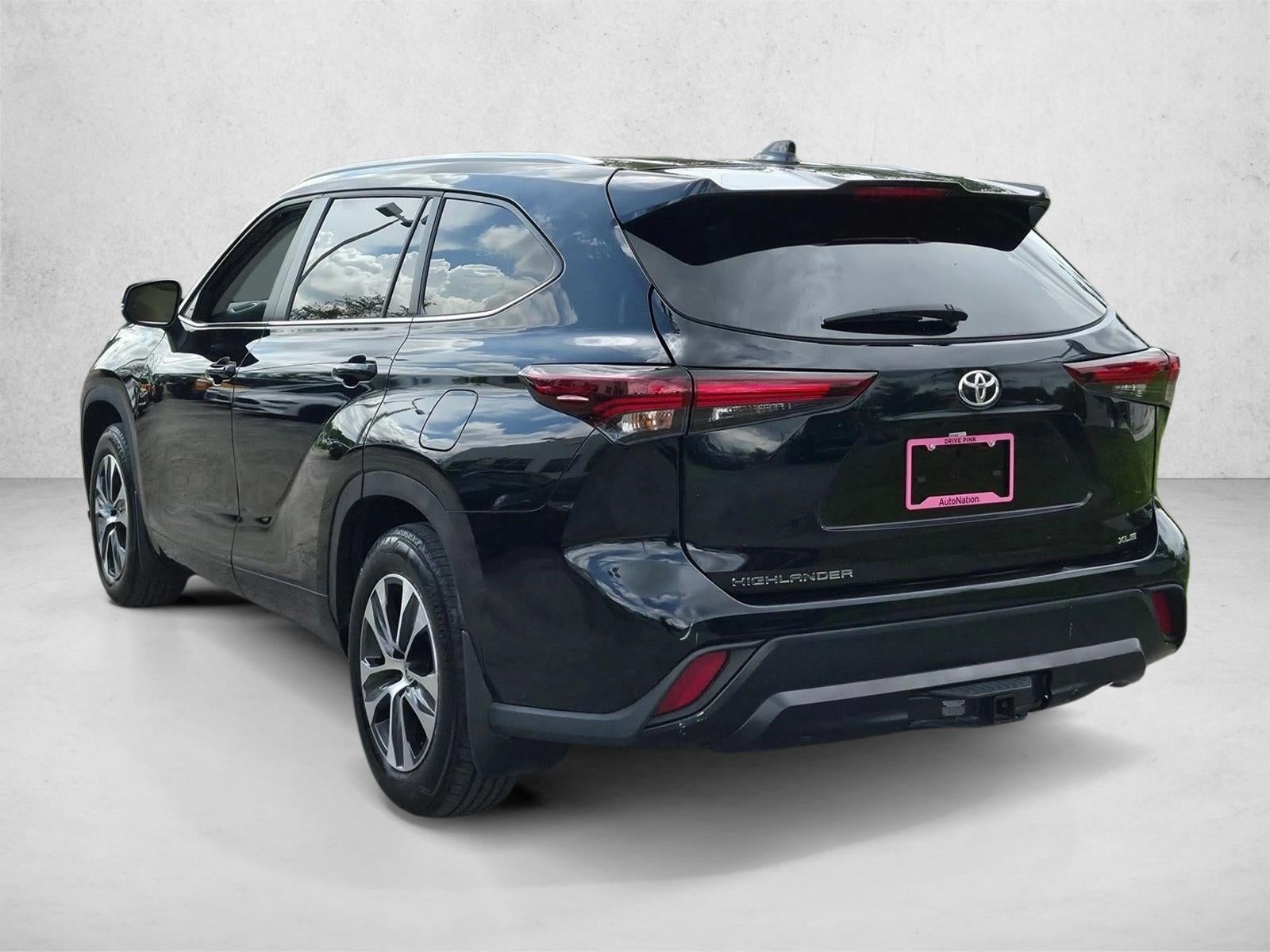 2024 Toyota Highlander XLE FWD (Natl)