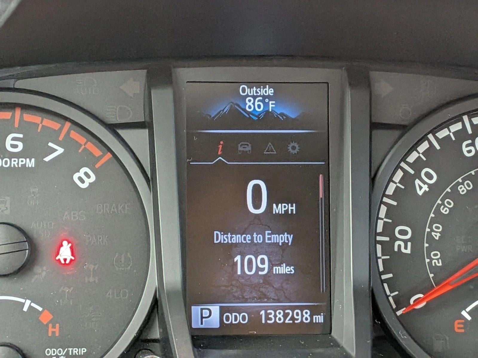 2018 Toyota Tacoma SR Double Cab 5' Bed I4 4x2 AT (GS)