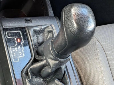 2018 Toyota Tacoma SR Double Cab 5' Bed I4 4x2 AT (GS)