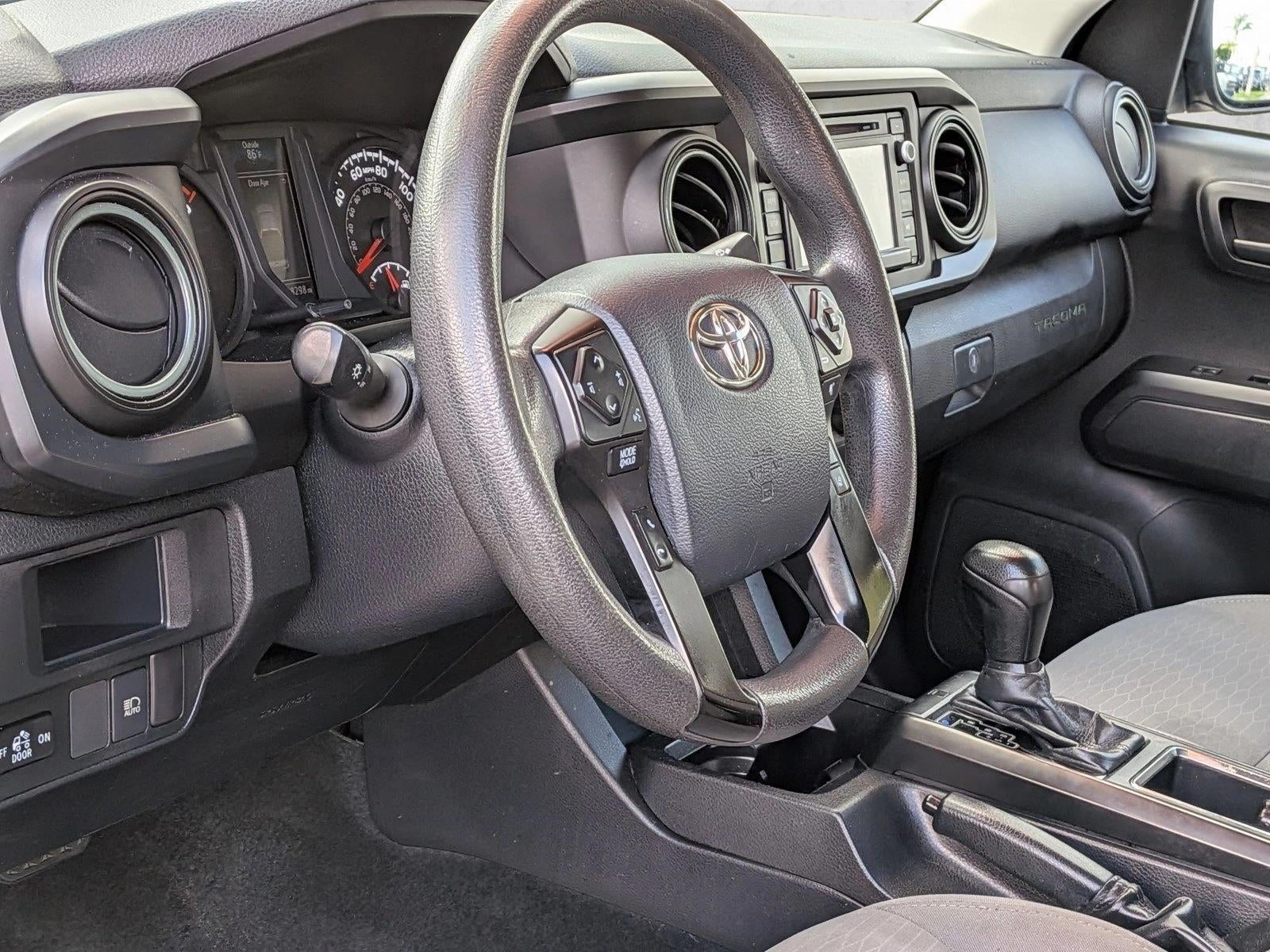 2018 Toyota Tacoma SR Double Cab 5' Bed I4 4x2 AT (GS)