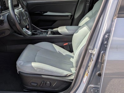 2022 Kia K5 EX Auto FWD