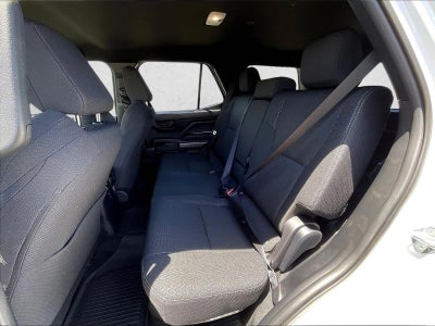 2025 Toyota 4Runner SR5 4WD (GS)