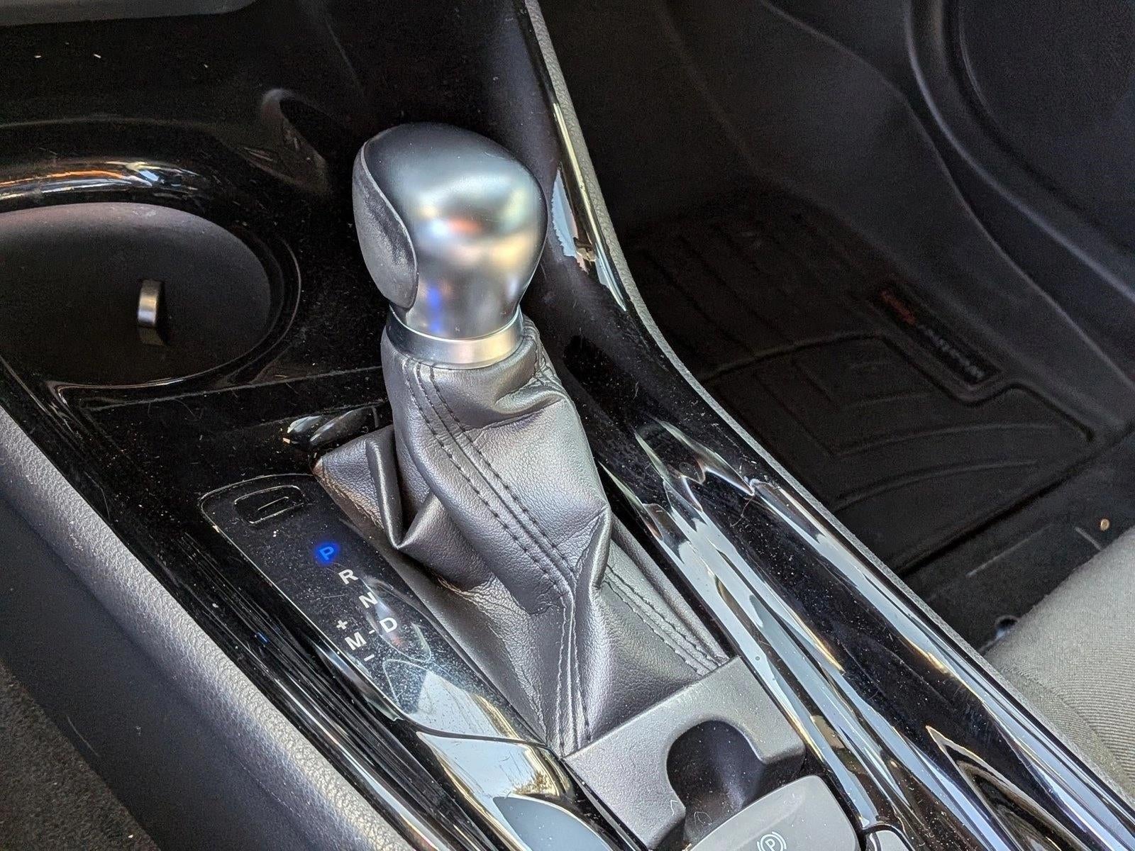 2020 Toyota C-HR XLE FWD (Natl)