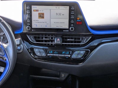 2020 Toyota C-HR XLE FWD (Natl)