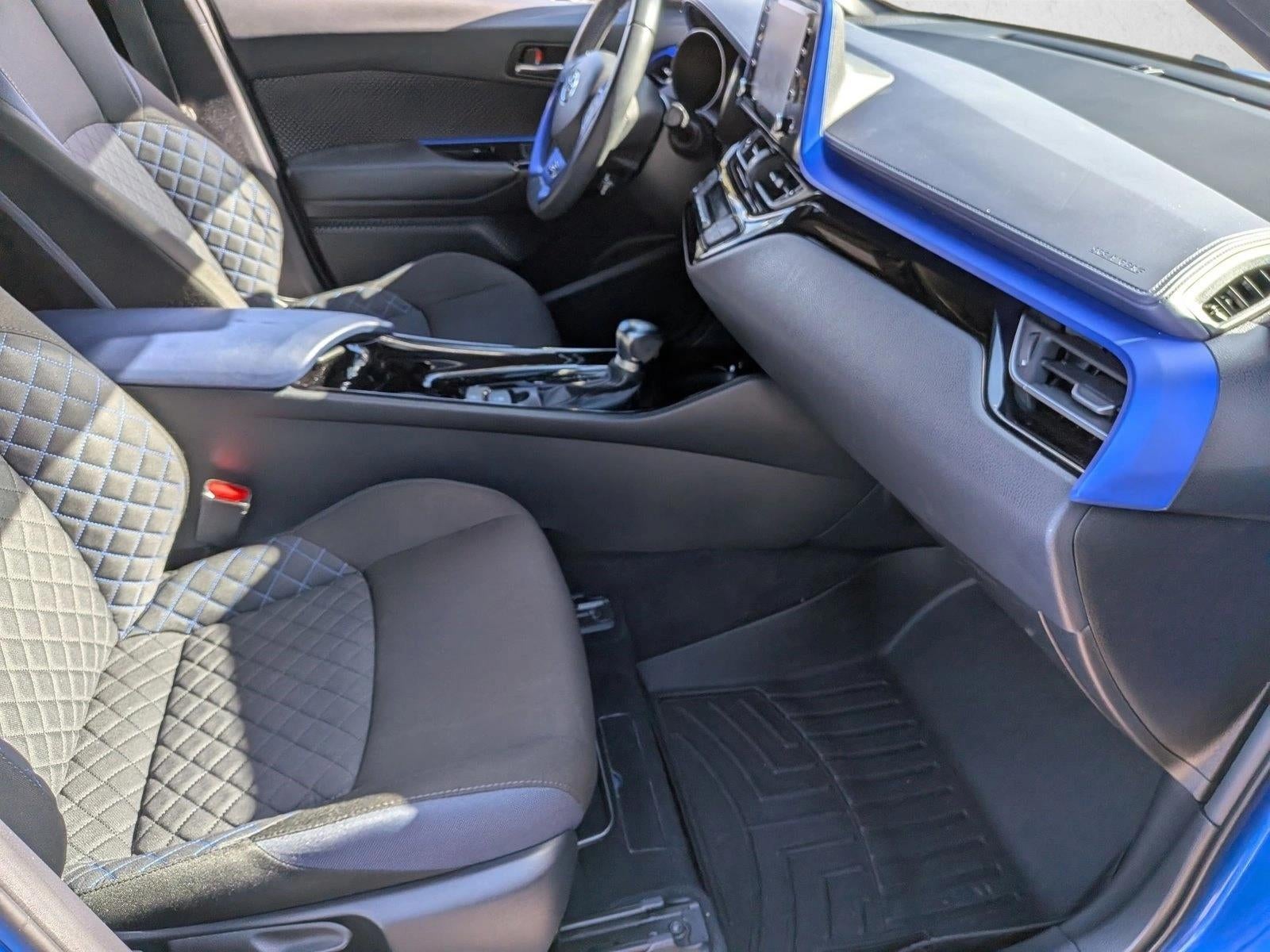 2020 Toyota C-HR XLE FWD (Natl)